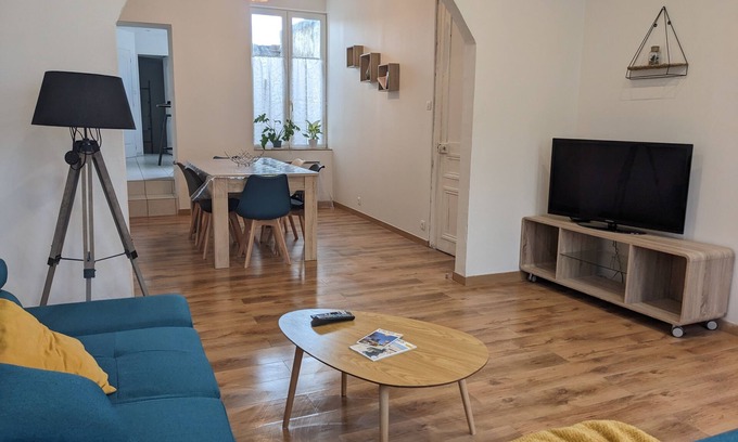 Calais House | Bright and spacious 2* townhouse 3 bedrooms