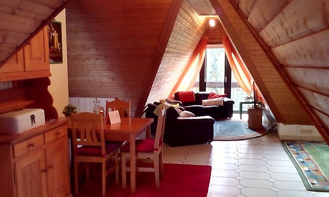 Burgaltendorf Apartment | Bright apartment with loft character