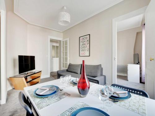 20th Arrondissement Apartment | Bright apartment - 2BR-4P - Belleville