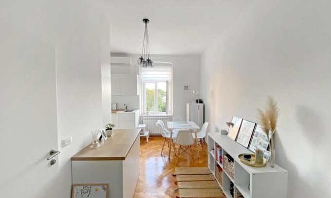 Rijeka Apartment | Bright apartment 45m2 - free parking - WiFi