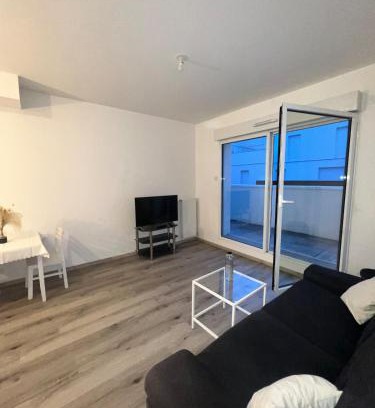 Cergy Apartment | Bright apartment in Cergy