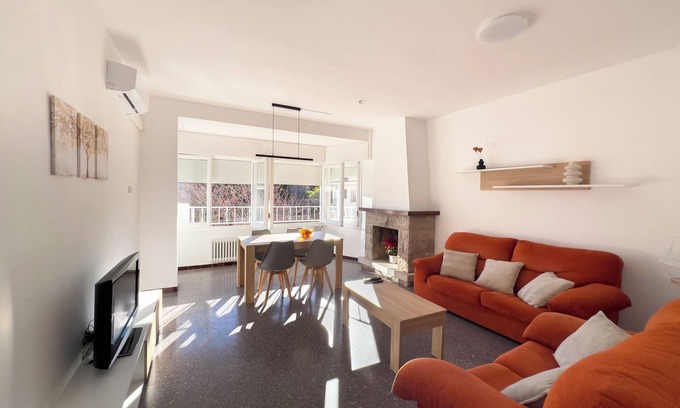 Figueres Condo | Bright apartment in Figueras 5 minutes from the Dali museum