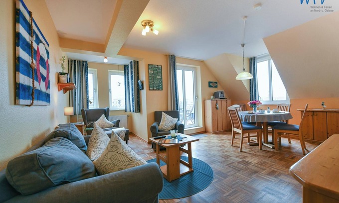 Wangerooge Apartment | Bright apartment near the beach for up to five people!