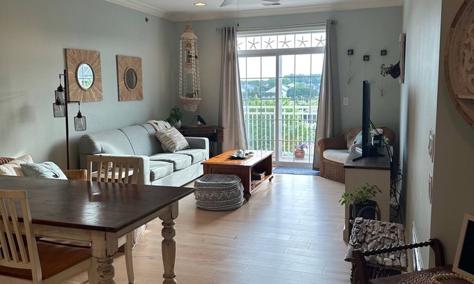 Rehoboth Beach Condo | Bright & Beachy Condo- pool, tennis, bike to town! Less than 2mi to the ocean!