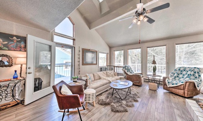 Cloudcroft Apartment | Bright Cloudcroft Condo with Game Room and Deck!
