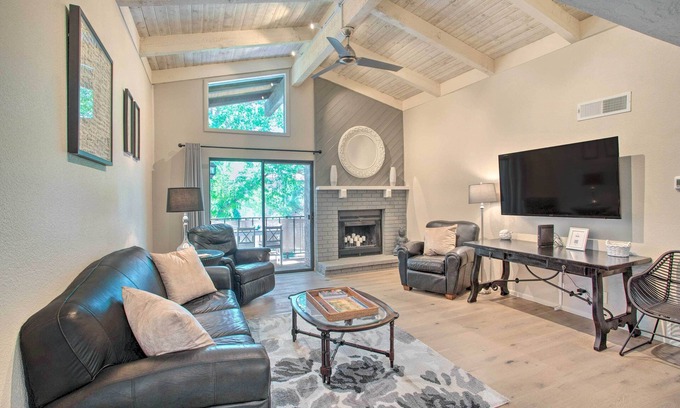 Oak Creek Condo | Bright Condo w/Resort-Style Amenities in Sedona!