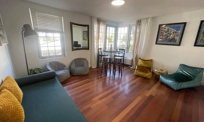 South Beach Apartment | Bright Corner 1 bedroom, 2 blocks to Beach, w/Pool