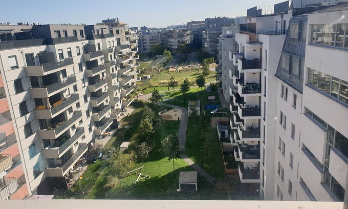 Donaustadt Apartment | Bright Cozy Home Entire Place Close to Metro U1,u6