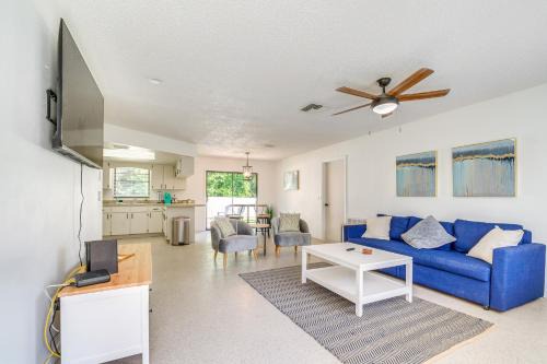 Crystal River House | Bright Crystal River Home about 2 Mi to State Parks!