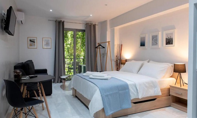 Ilisia Apartment | Bright Eco Studios