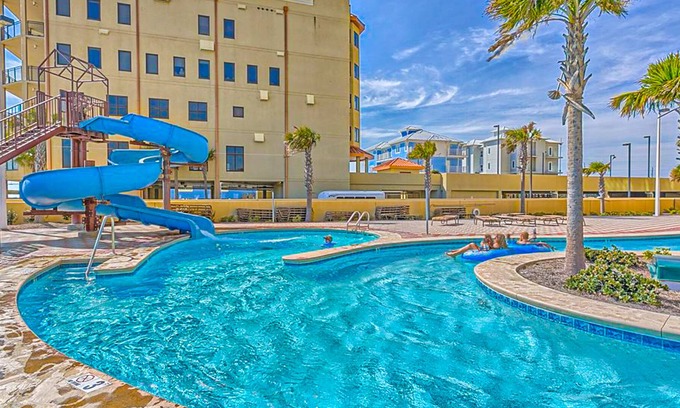 Orange Beach Condo | Bright Gulf-front condo with balcony & shared pools/lazy river/hot tubs/tennis