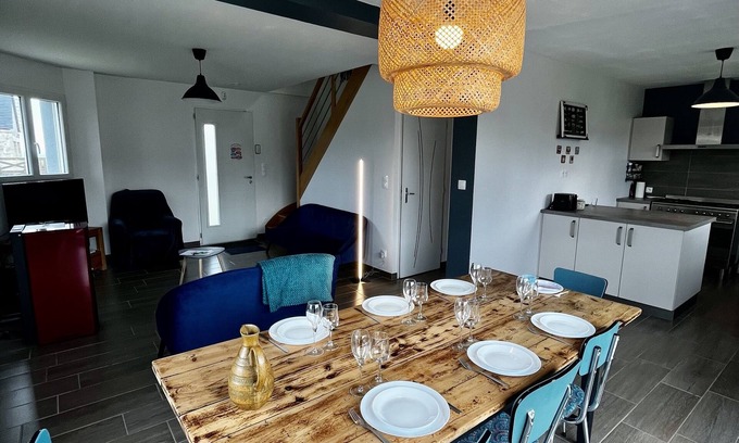 Vierville-sur-Mer House | Bright house with sea view and garden near the beach - Omaha Beach - Bayeux