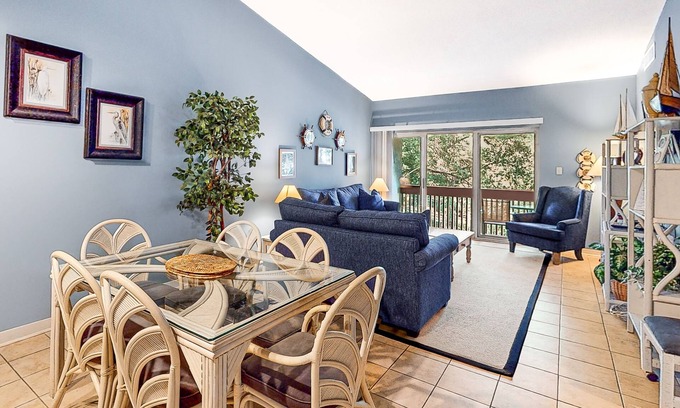 South Beach Condo | Bright & inviting condo near the beach w/a private balcony - family friendly