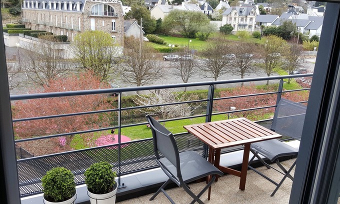 Perros-Guirec Apartment | BRIGHT KANOPEROZ-apt and COZY-Trestraou beach