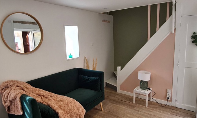 Luc-sur-Mer House | Bright little house in Douvres-la-Délivrande