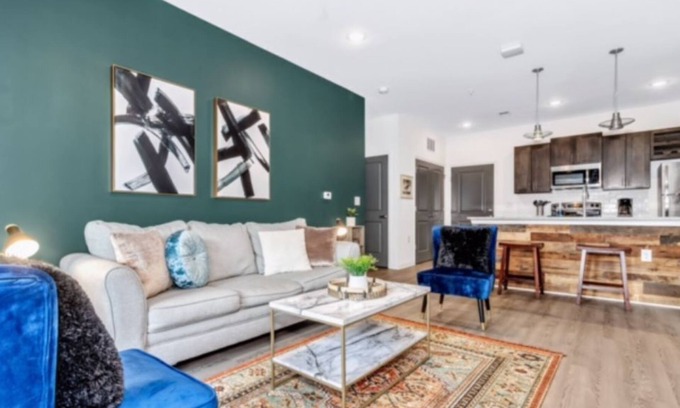 Arden Apartment | Bright/Modern 2 bedroom/KingBed/12min to Asheville