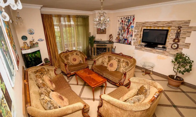 Kentron Apartment | Bright & Modern 4BD apartment in Yerevan centern