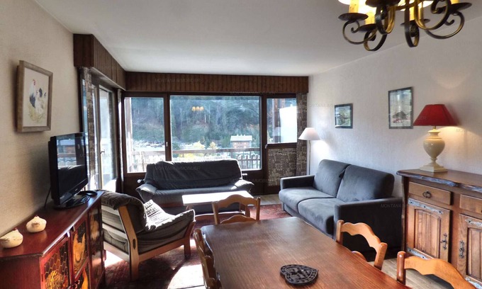 Le Grand-Bornand House | Bright ski apartment for 6 - Large balcony, village center