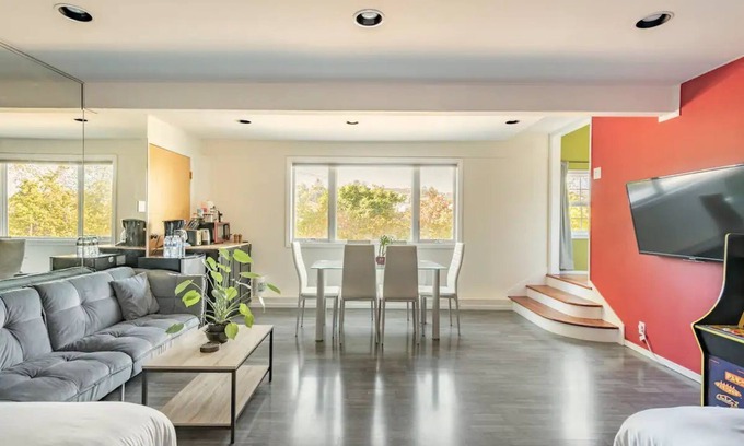 San Carlos House | Bright, smartly furnished home perfect for you ❤️