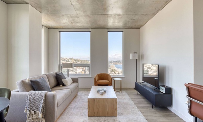 South Lake Union Apartment | Bright South Lake Union 2BR w/W/D & Roof, nr Lake Union, by Blueground
