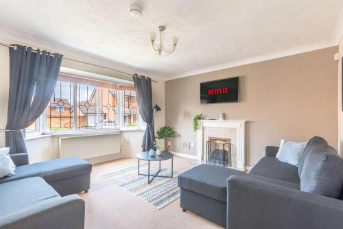 Emersons Green House | Bright & Spacious 4 Bedroom Home with Garden