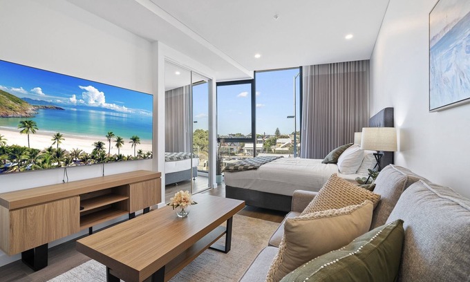 North Fremantle Apartment | Bright Studio in Trendy North Fremantle