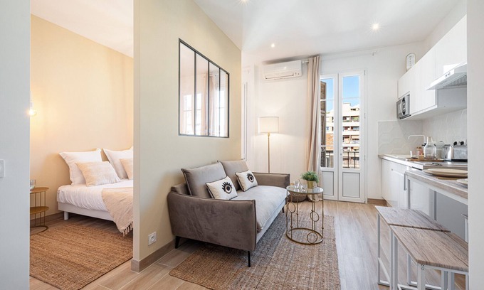 Riquier Apartment | Bright studio - Riquier - Air-conditioned