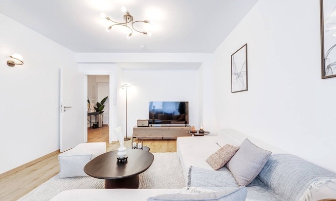 Gare Apartment | Bright & Stylish 2BR Apt in City Center