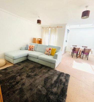 Brighton City Centre House | Brighton Breeze 4BR & Rooftop