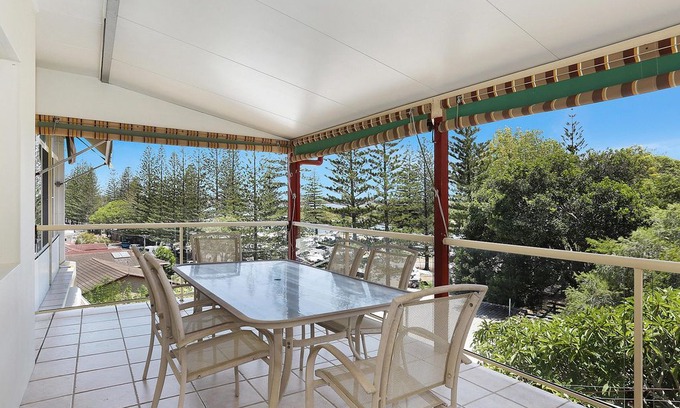 Yamba House | Brindabella, 3 Wooli St