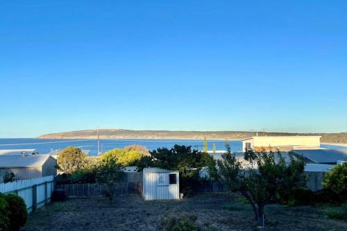 Emu Bay House | Brindy's By the Bay