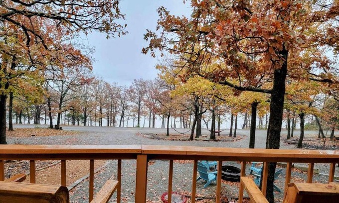 Blocker House | Bristow Blue - Lake front with Boat Ramp Access!