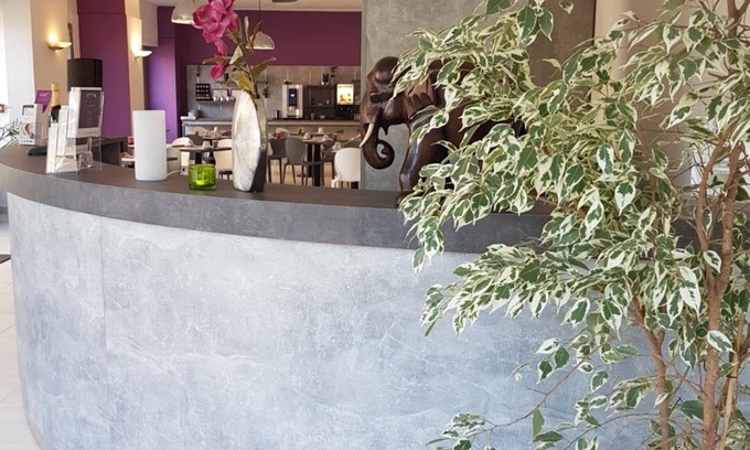Nevers Hotel | BRIT HOTEL CONFORT NEVERS Centre Gare