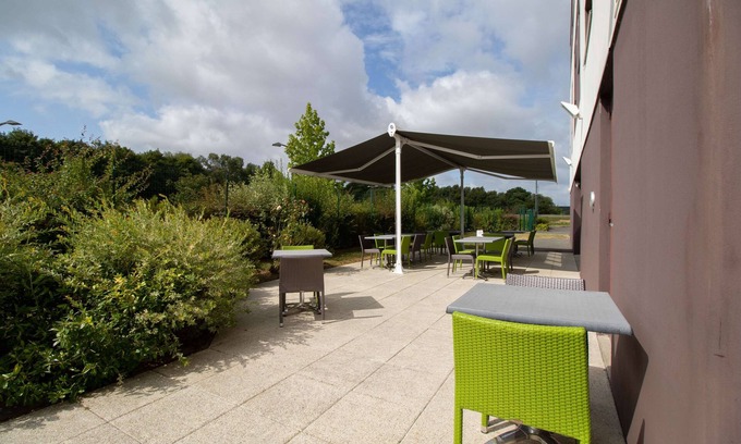 Saint-Onen-la-Chapelle Hotel | Brit Hotel Saint-Méen-le-Grand en Brocéliande