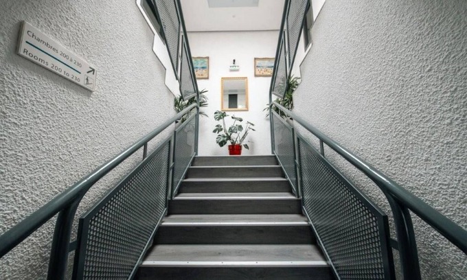 Evreux Hotel | Brit Hotel La Bonne Etape