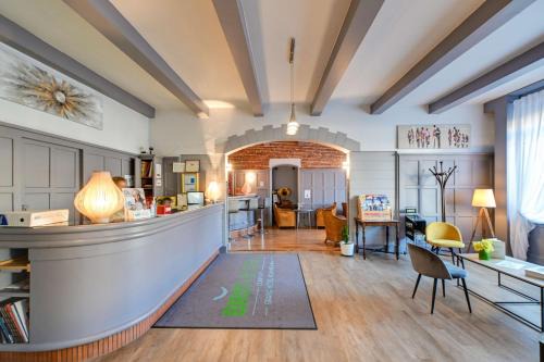 Roanne Hotel | Brit Hotel Roanne - Le Grand Hôtel