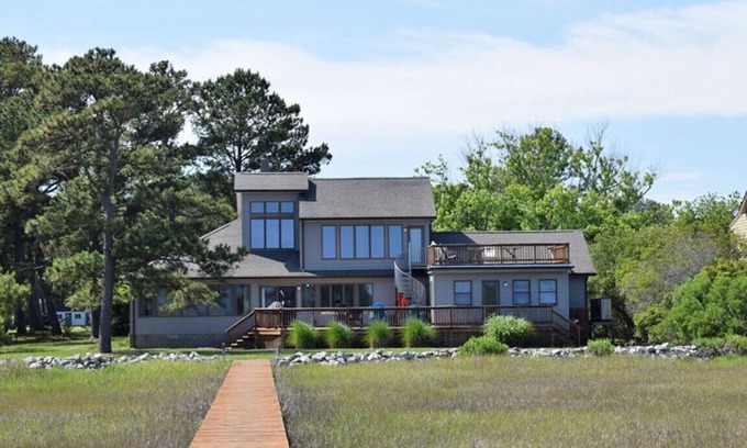 Deep Hole House | Brittany at Chincoteague