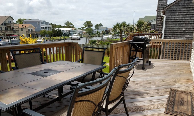 Colington Harbour House | Broadbay Getaway Your Next Best Vacation Ever