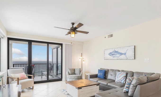 Ono Island Condo | Broadmoor 901 by Liquid Life