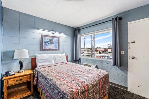 Council Bluffs Hotel | Broadway Inn
