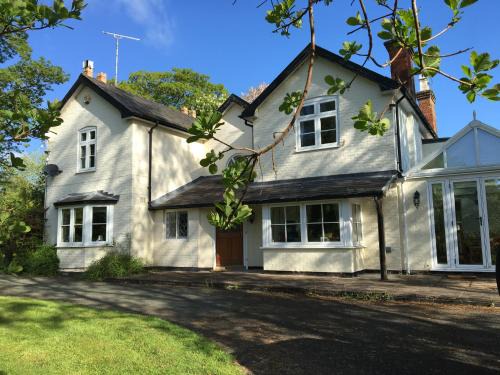Garthmyl Bed & Breakfast | Bron Hafren