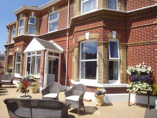 Shanklin House | Brooke House