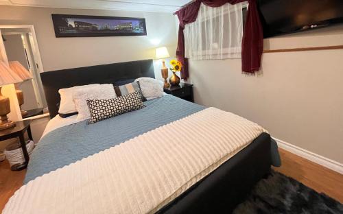 Regional District of Nanaimo House | Brookside Falls Guesthouse