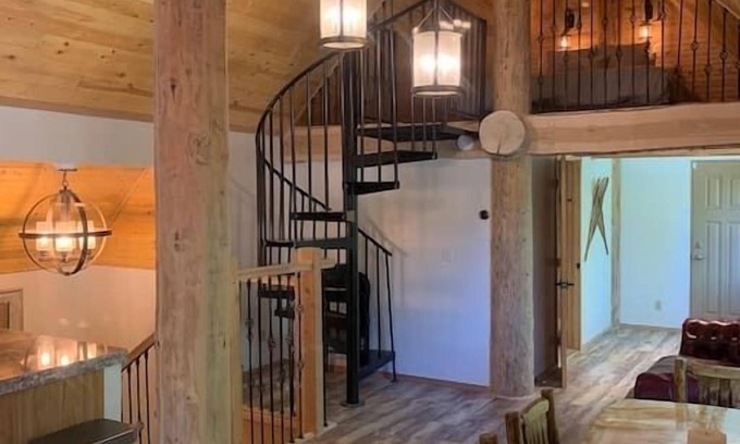 Talkeetna Cabin | Brother Bear Lodge at Talkeetna