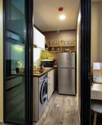 Anusawari Apartment | brown condo Phahon67