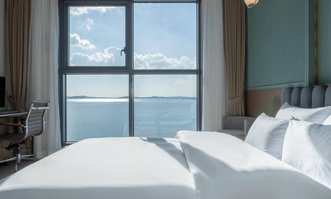 Siheung Hotel | Brown Dot Geobuksum