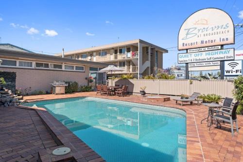 Mermaid Beach Hotel | Browns Broadbeach