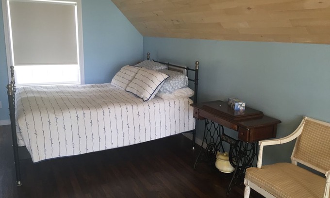 Georgetown Cabin | Brudenell River Cottage - Georgetown PEI