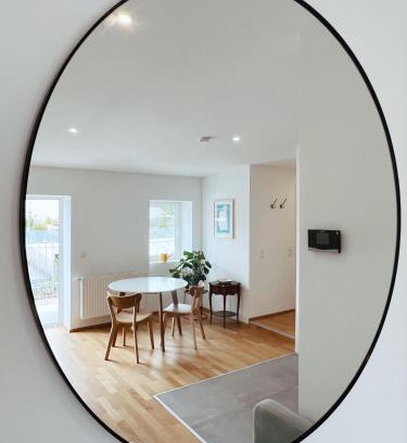 Neulerchenfeld Apartment | Brunnenmarkt Balcony Apartment