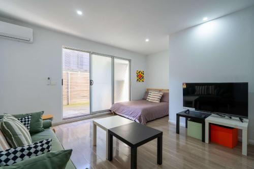 Brunswick House | Brunswick Convenience 1BR Home
